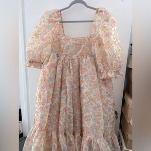 Hans Christian French Puff - Selkie